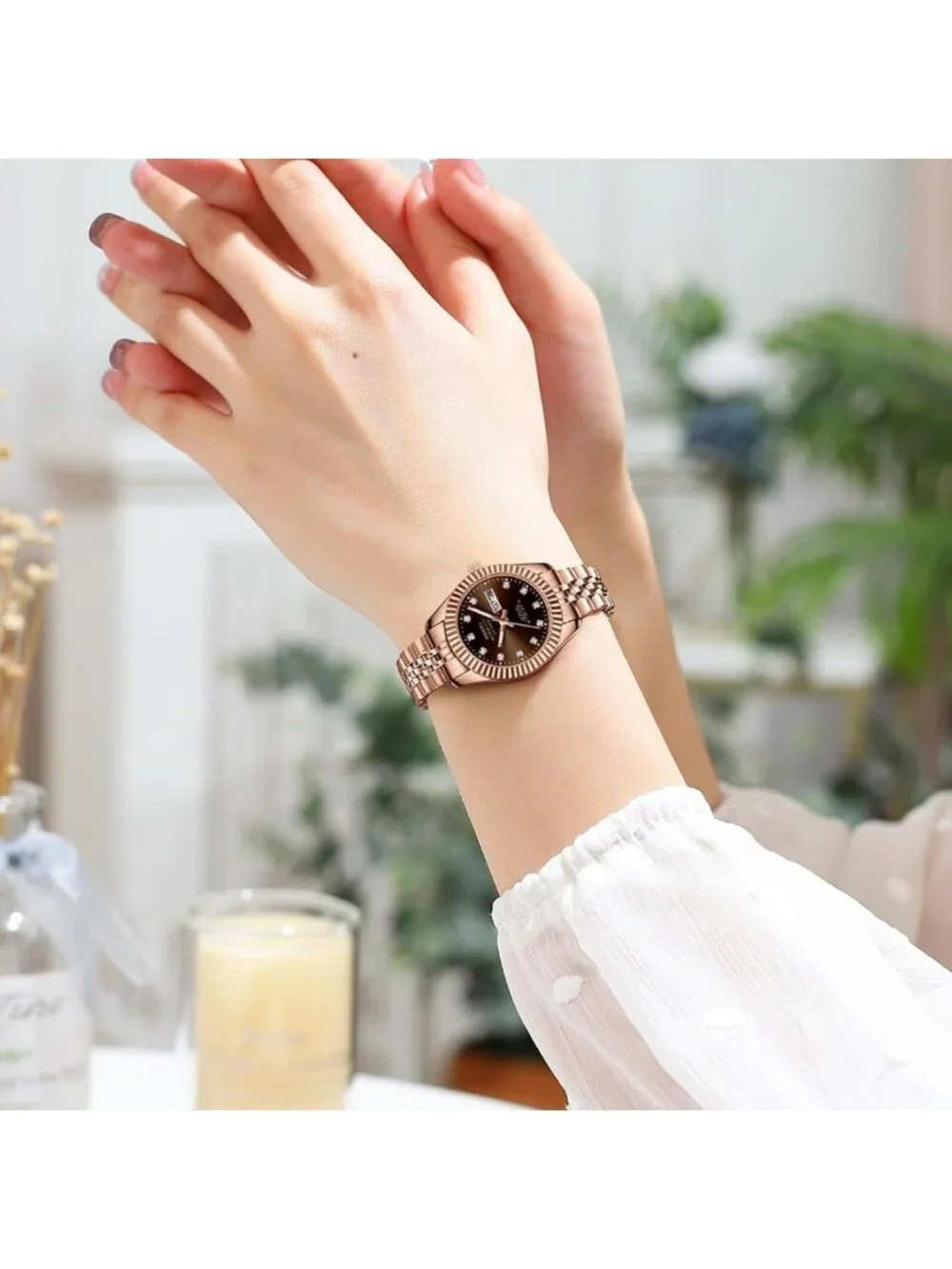 Elegant Women's Analog Quartz Watch - Gold & Silver Stainless Steel, Waterproof